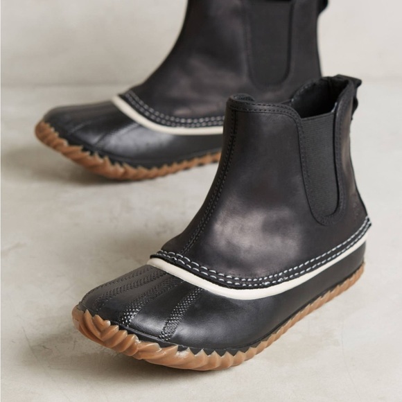 EUC Sorel Out & About Chelsea Women’s Waterproof Snow Boots, Size 7.5 - Picture 1 of 13